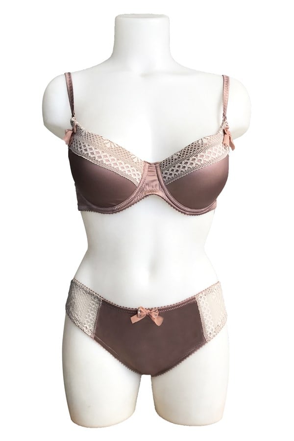Night Flight Ruffle Support Ribbon Decorated Bra Set 2153