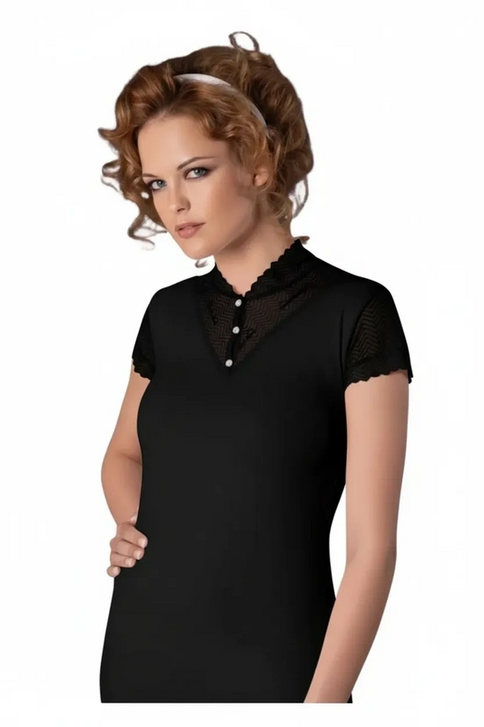 B641 Şahinler Buttoned Lace Blouse