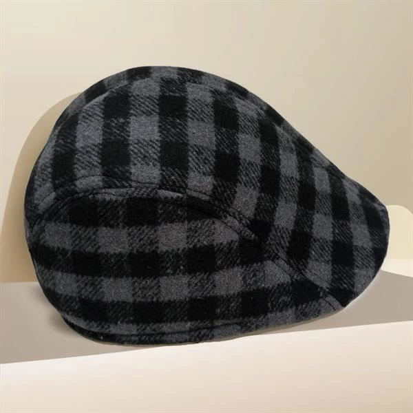 yoncatotpan Black Classic Model Ear-Covering Baseball Cap for Winter and Autumn, Flexible and Comfortable 