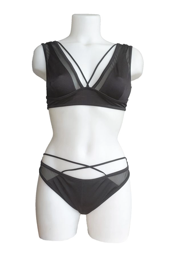 Com Wendy Brazilian Bikini