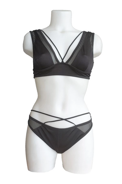 Com Wendy Brazilian Bikini